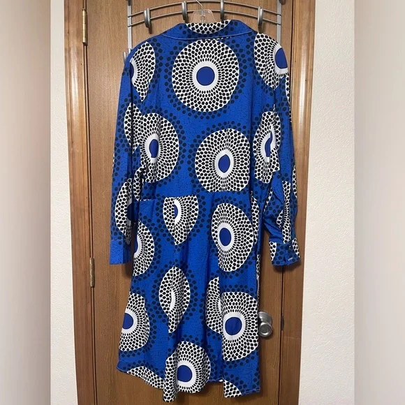 SHEIN Blue Multi Geo Print V-Neck Hidden Pocket plus size Dress- 4XL - Picture 2 of 6